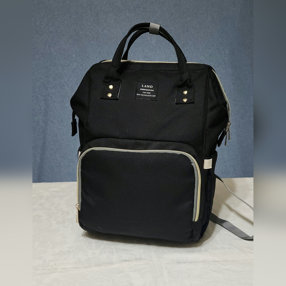 Land Mommy & Baby diaper bag backpack